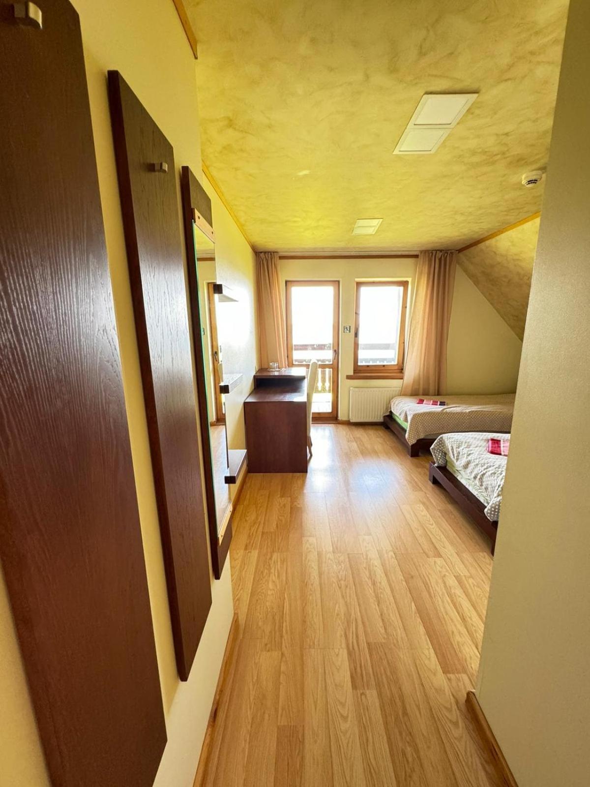 Vonadzini Hotel Stāmeriena Kültér fotó
