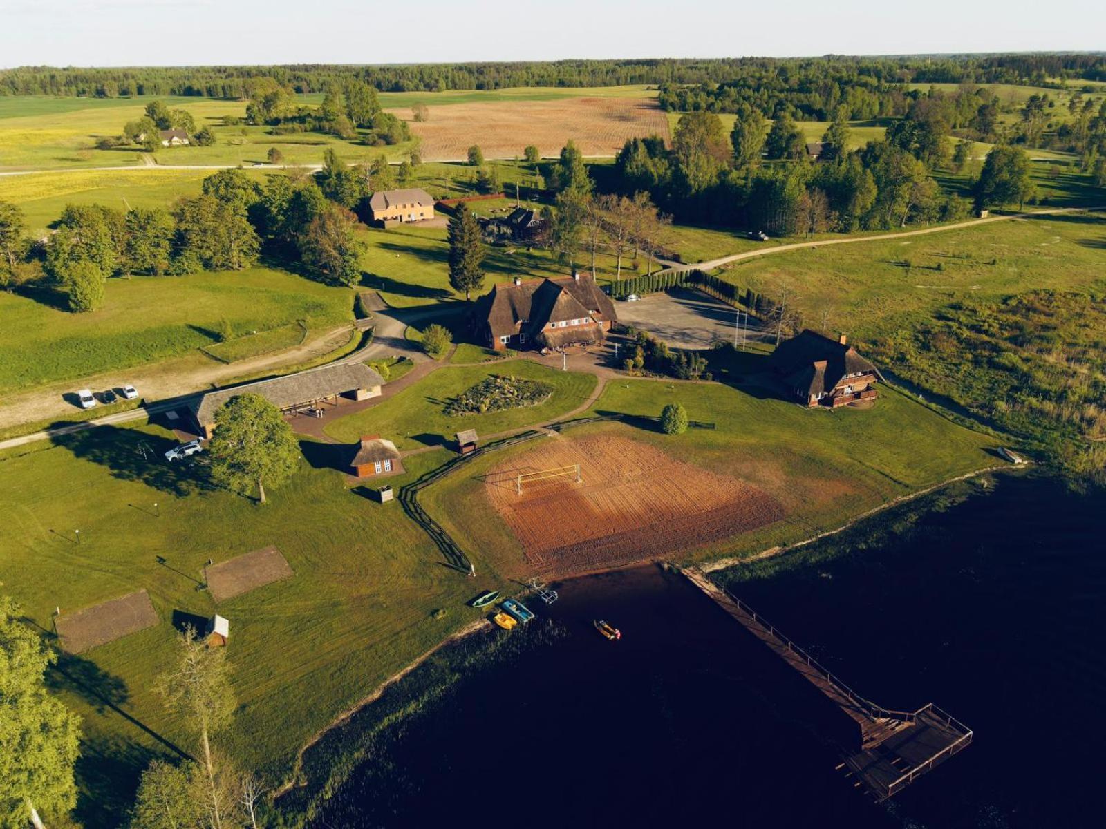 Vonadzini Hotel Stāmeriena Kültér fotó