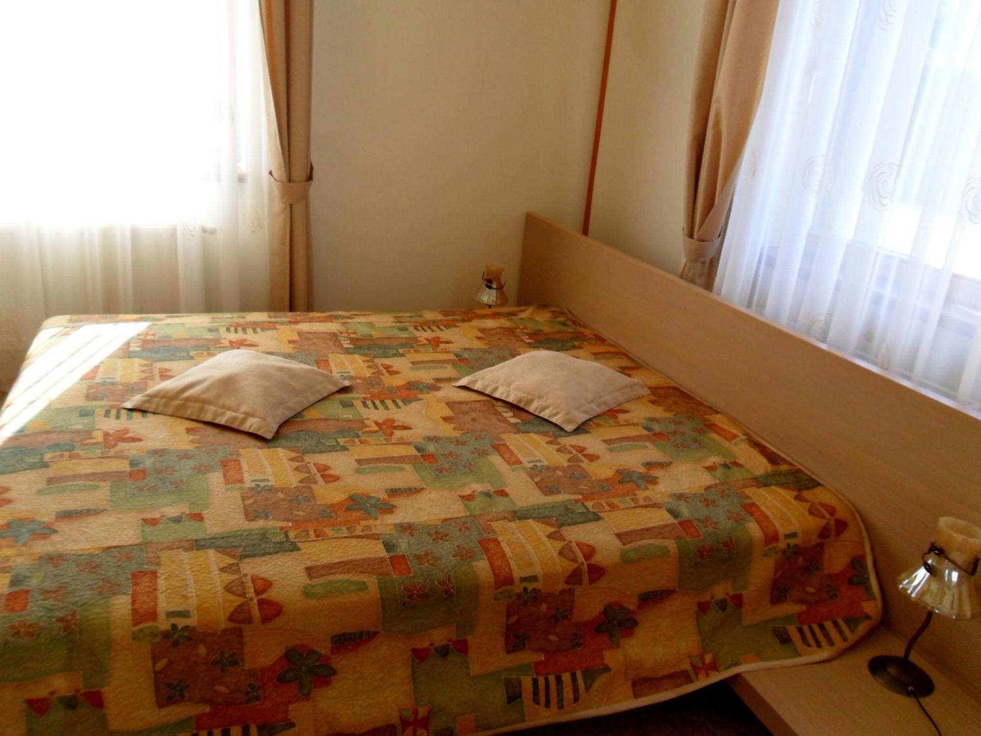 Vonadzini Hotel Stāmeriena Szoba fotó