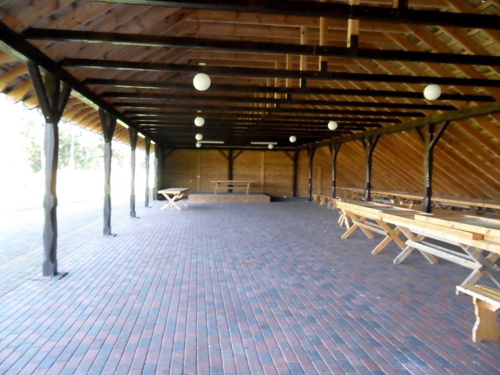 Vonadzini Hotel Stāmeriena Kültér fotó