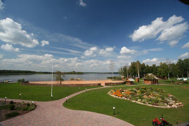 Vonadzini Hotel Stāmeriena Kültér fotó